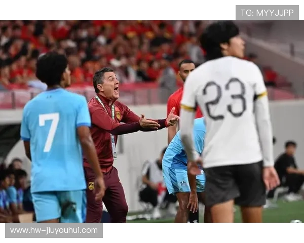 U23足球西安助威服带动城市青年球迷时尚热潮观察趋势全景解读